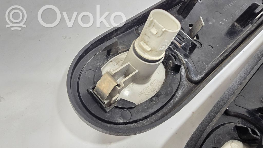 Spārna pagrieziena lukturis