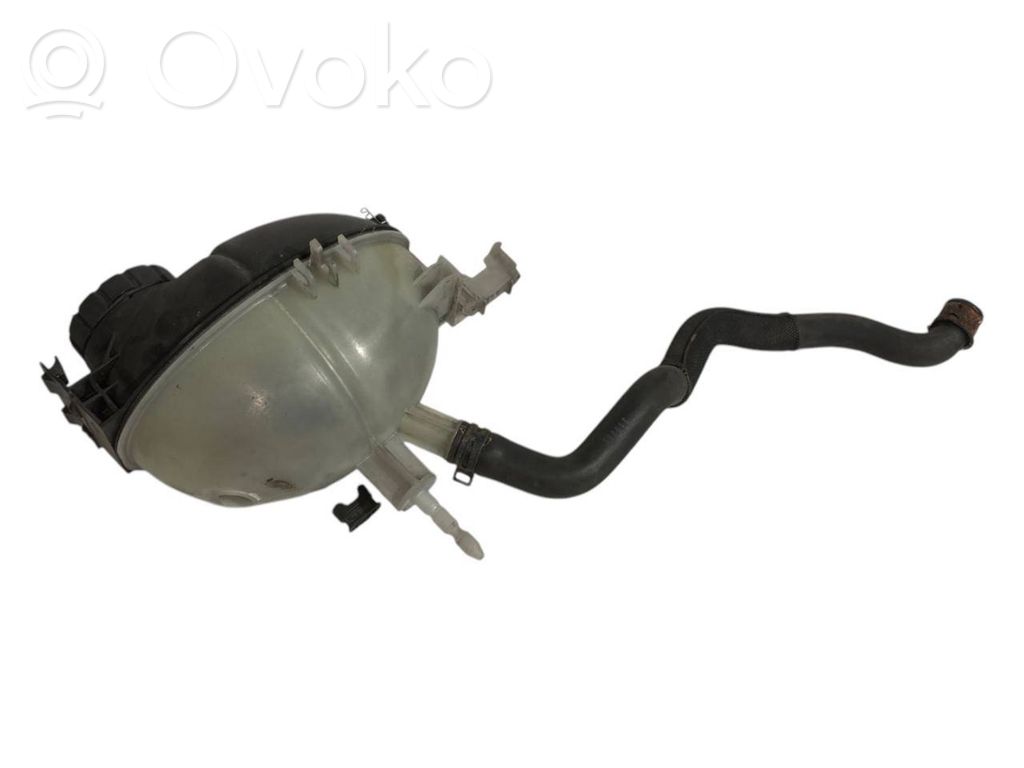 Dzesēšanas šķidruma izplešanās tvertne