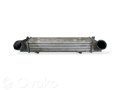 Starpdzesētāja radiators