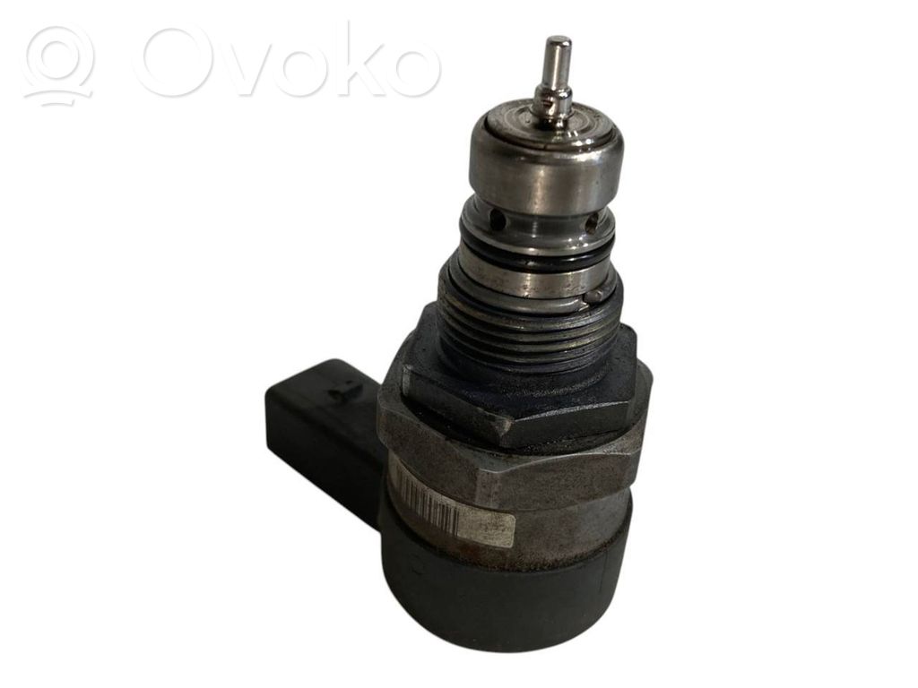 Fuel pressure regulator