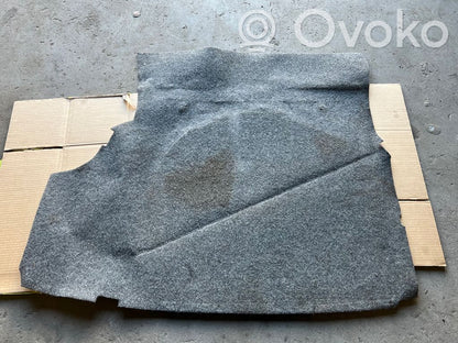 Trunk floor