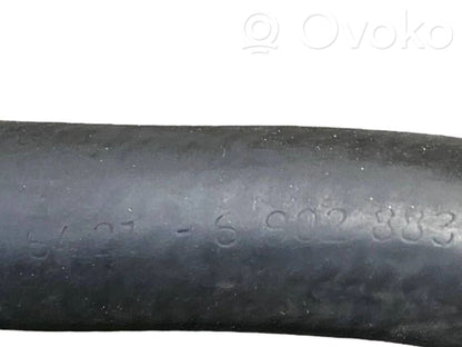 Caurulīte (-es) / šļūtene (-es)