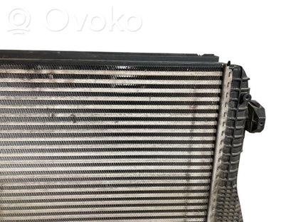 Starpdzesētāja radiators