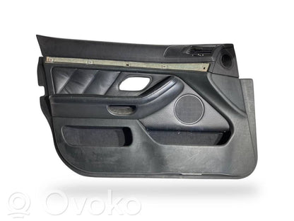 Priekšējo durvju apdare