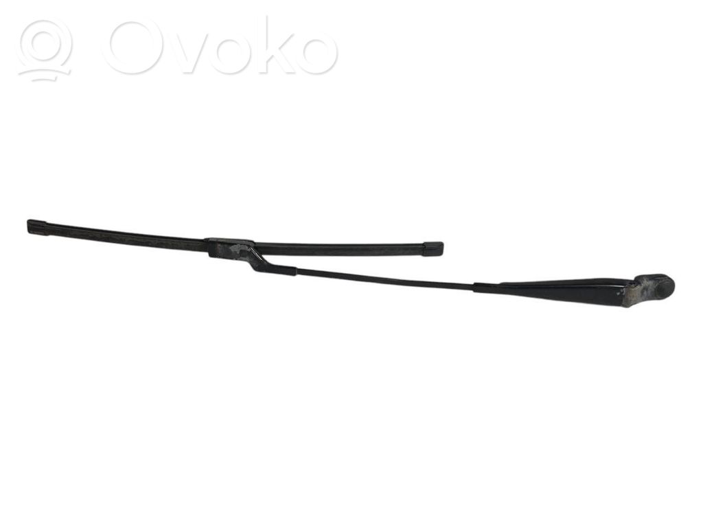Priekšējā loga tīrītāja kājiņa