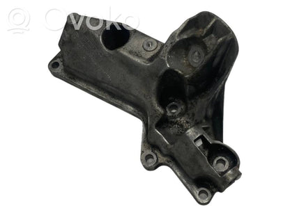 Dzinēja nostiprināšanas stiprinājums-kronšteins