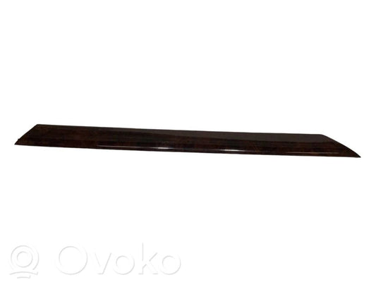 Cita veida salona detaļa