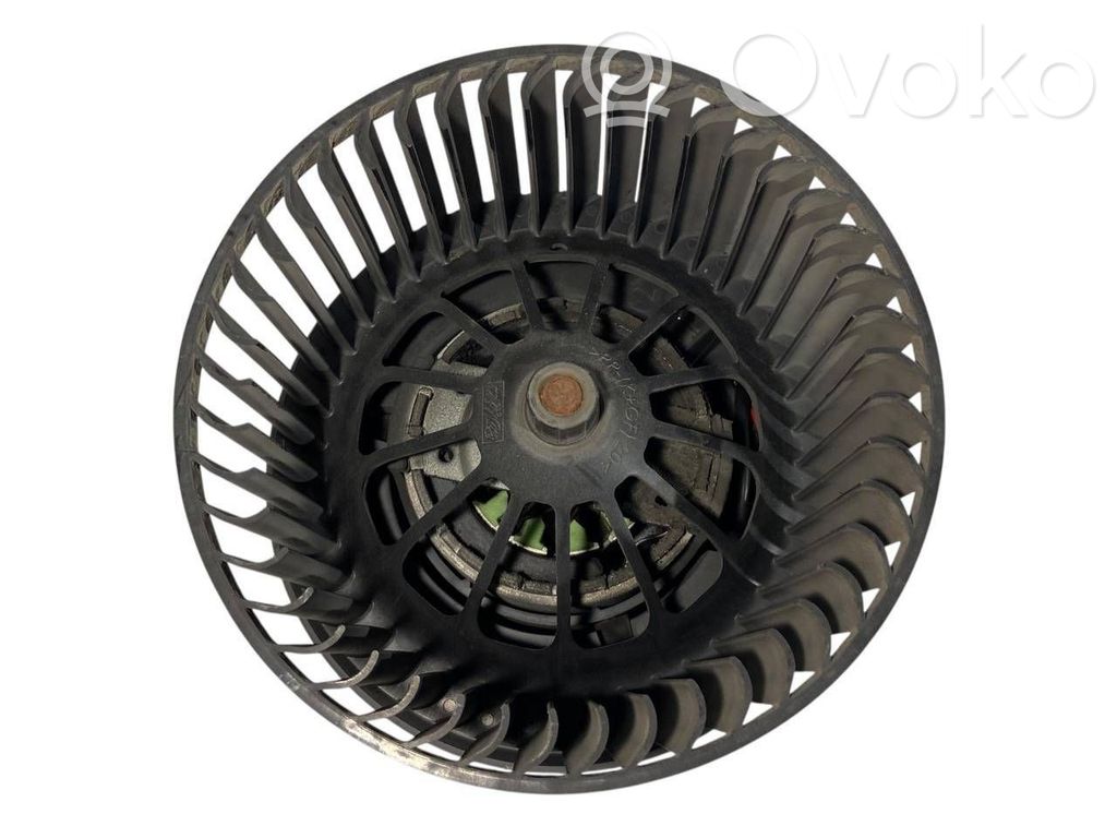 Mazā radiatora ventilators