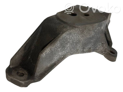 Dzinēja nostiprināšanas stiprinājums-kronšteins