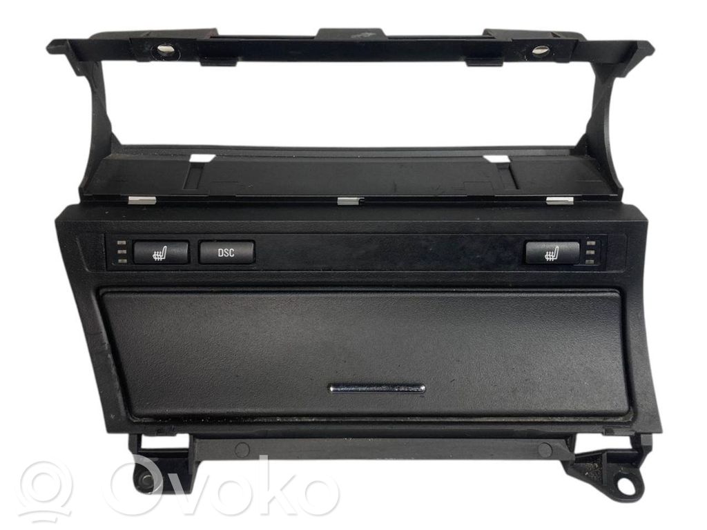 Пепельница (передняя)