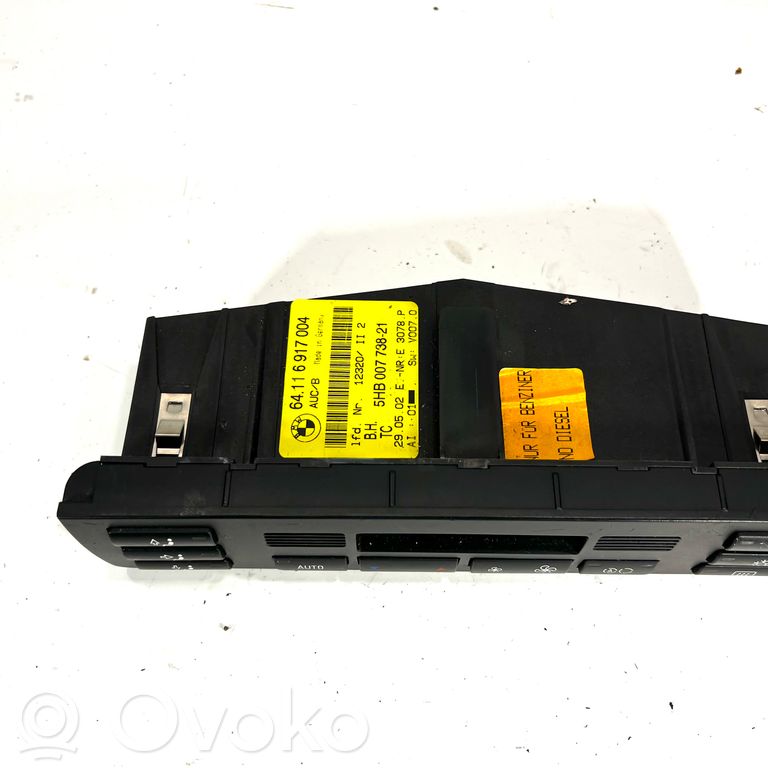 Air conditioning / climate control / interior heating control unit (in the passenger compartment)