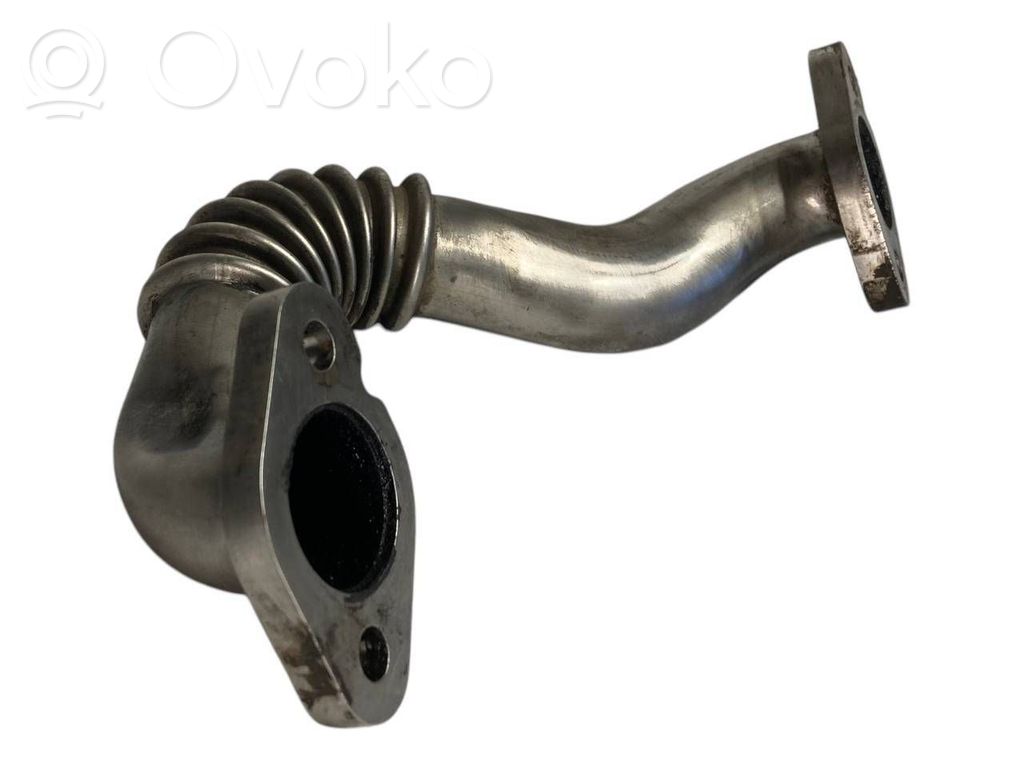 Caurulīte (-es) / šļūtene (-es)