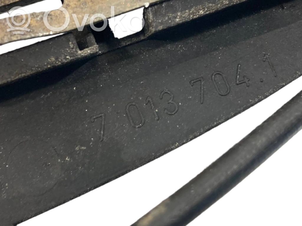 Aizmugurē turētājs / kronšteins ārējam atvēršanas rokturim