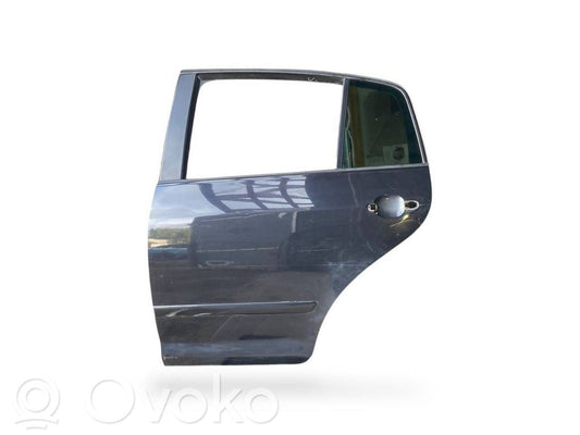 Aizmugurējās durvis