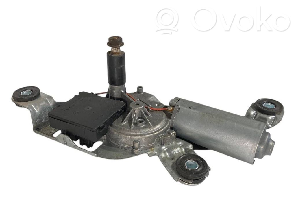 Aizmugurējā loga tīrītāja motoriņš