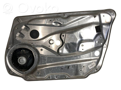 Skaļrunis (-i) priekšējās durvīs