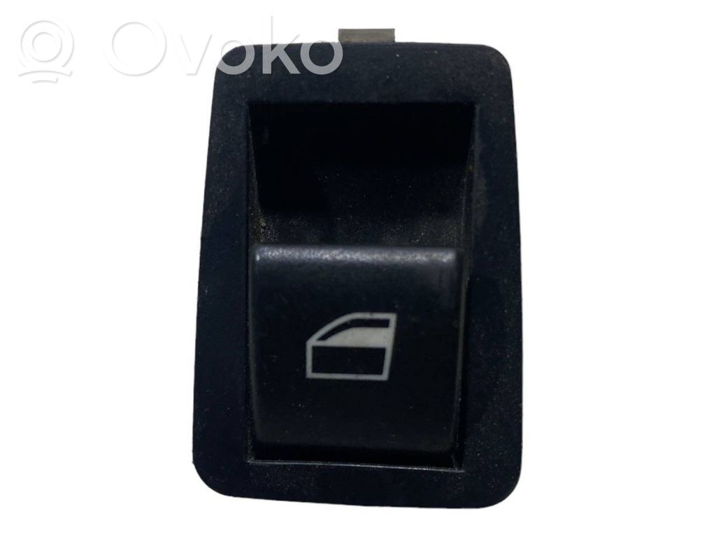 Elektrisko logu slēdzis