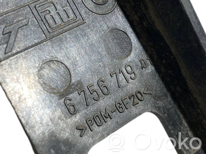 Akseleratora pedāļa turētājs