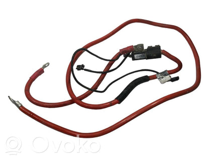 Положительный провод (аккумулятор)