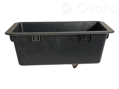 Trunk storage compartment