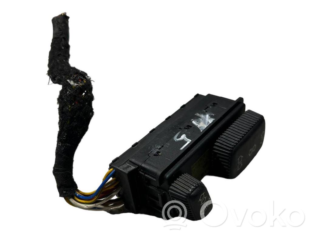 Sēdekļu regulēšanas slēdzis (-i)