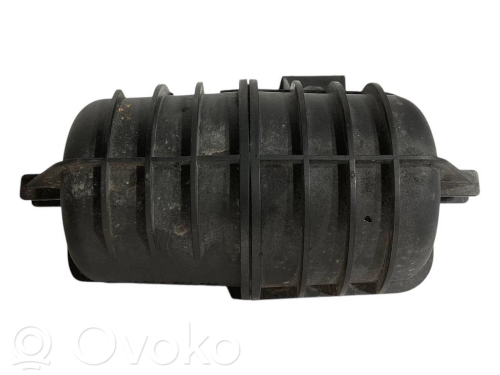 Vakuuma gaisa tilpne