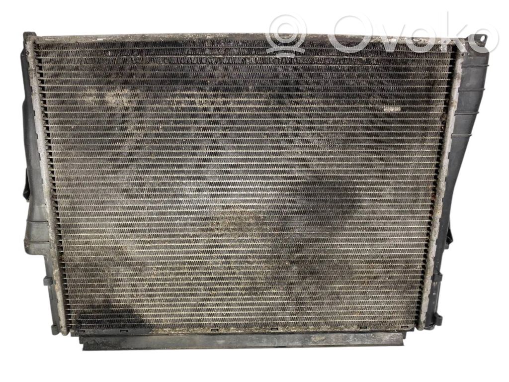 Dzesēšanas šķidruma radiators