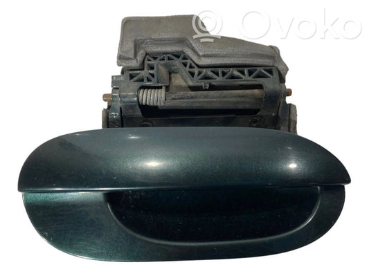 External opening handle