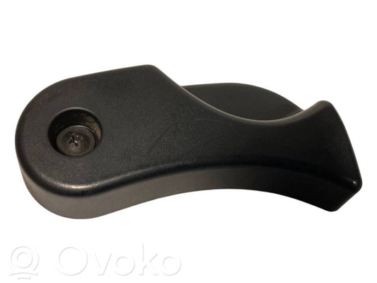 Ручка открывания капота двигателя