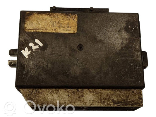 Piekabes āķa vadības bloks