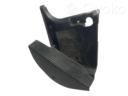 Твитер(ы) в передней двери