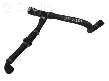 Caurulīte (-es) / šļūtene (-es)