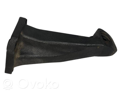 Dzinēja nostiprināšanas stiprinājums-kronšteins