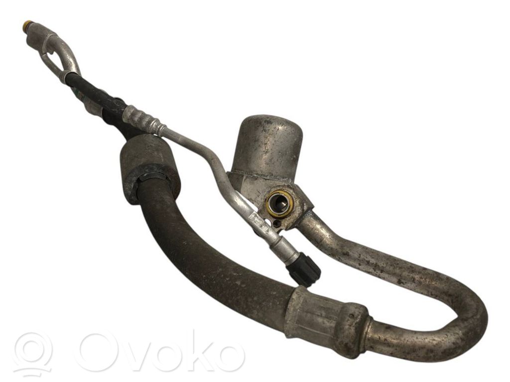 Gaisa kondicioniera caurulīte (-es) / šļūtene (-es)