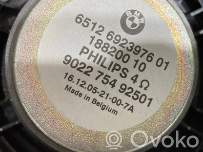 Apšuvums aizmugurējām durvīm