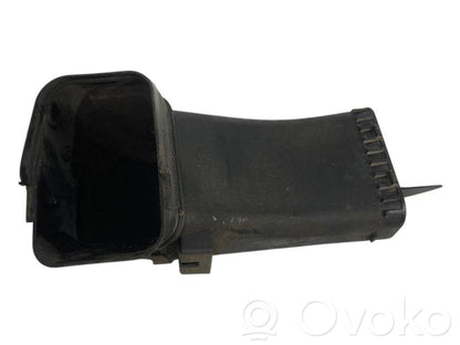 Air intake duct details