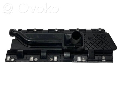 Eļļas pievades caurulīte (karterī)