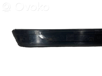 Front sill trim (inner)