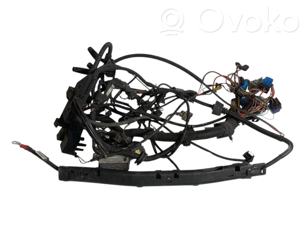 Dzinēja vadu instalācija