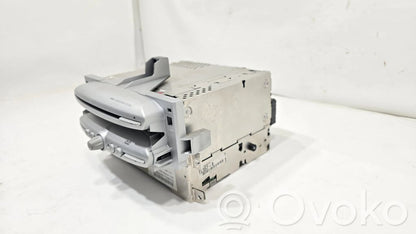 Radio / CD/DVD player / navigation