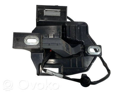 Кронштейн для крепления замка