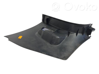 Kāju zonas sānu dekoratīvā apdare