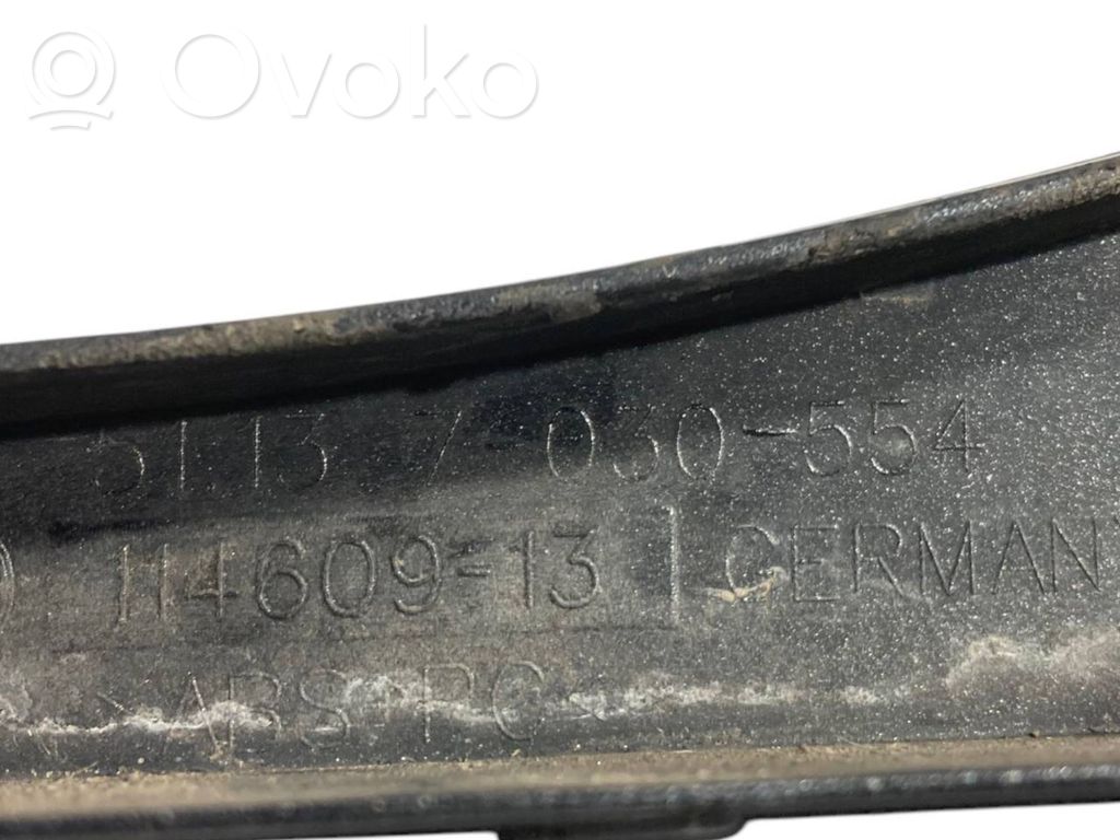 Priekšējā luktura dekoratīvā apdare