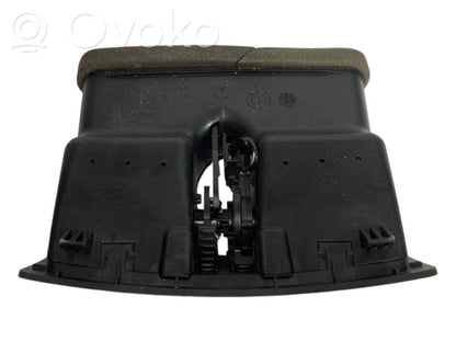 Aizmugurējā gaisa - ventilācijas reste