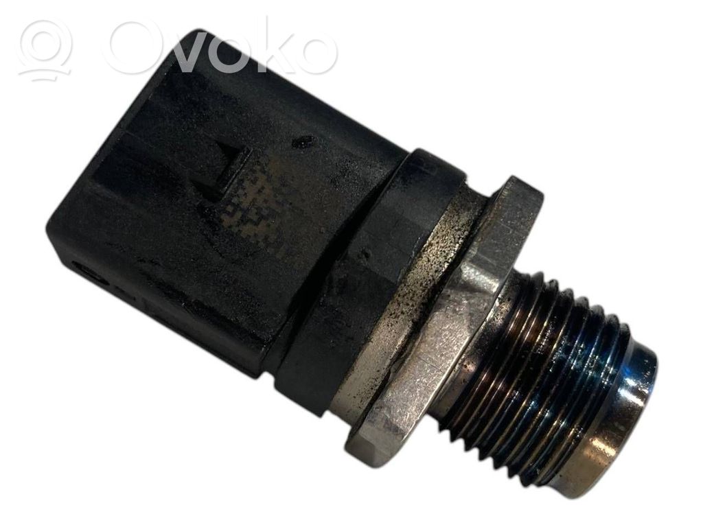Fuel pressure gauge