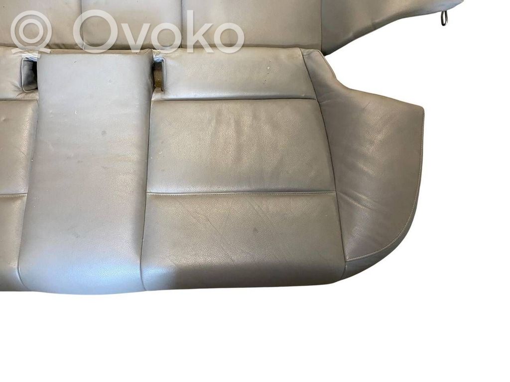 Sēdekļu komplekts