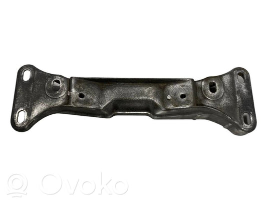 Transmission mounting bracket