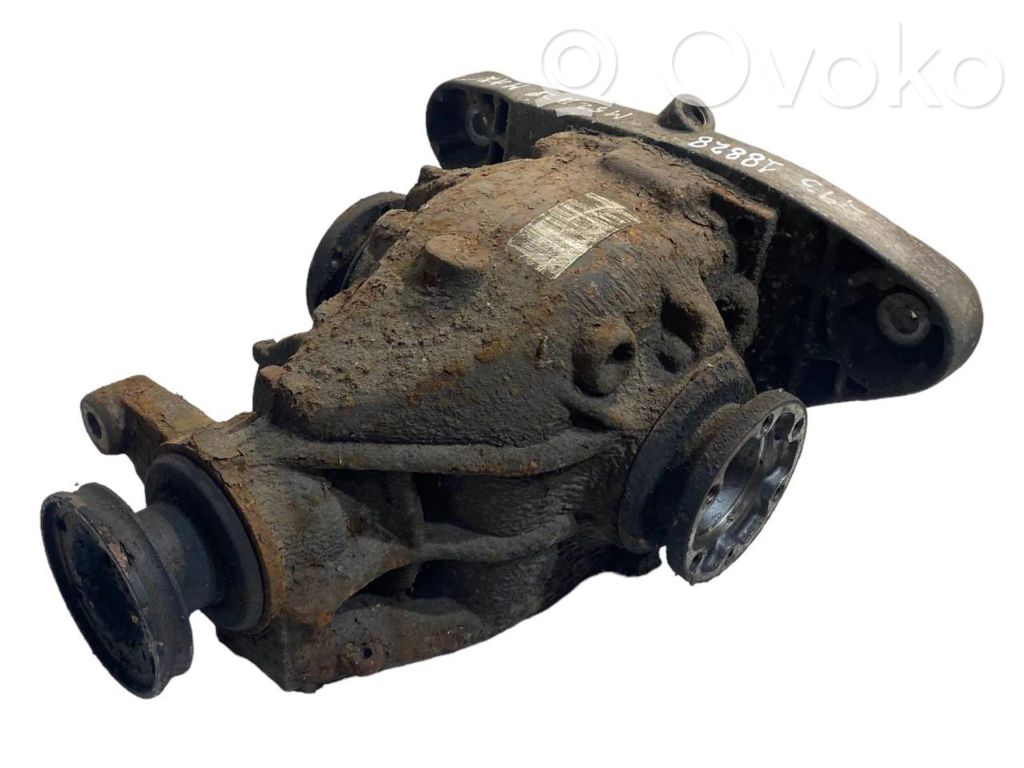 Aizmugurējais reduktors