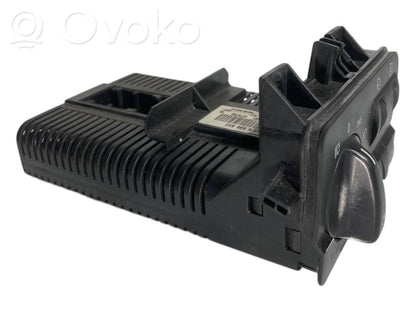Headlight switch