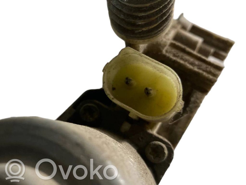 Priekšpusē elektriskā loga pacelšanas mehānisma komplekts